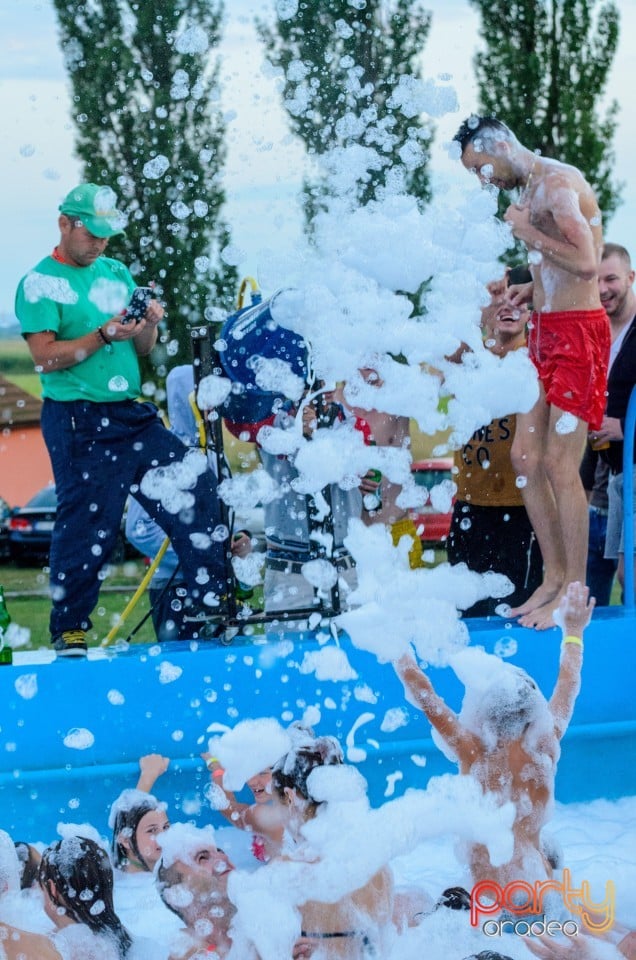 Spuma Party, Ştrand Chislaz