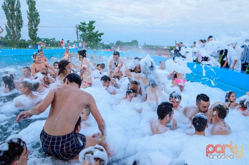 Spuma Party, Ştrand Chislaz
