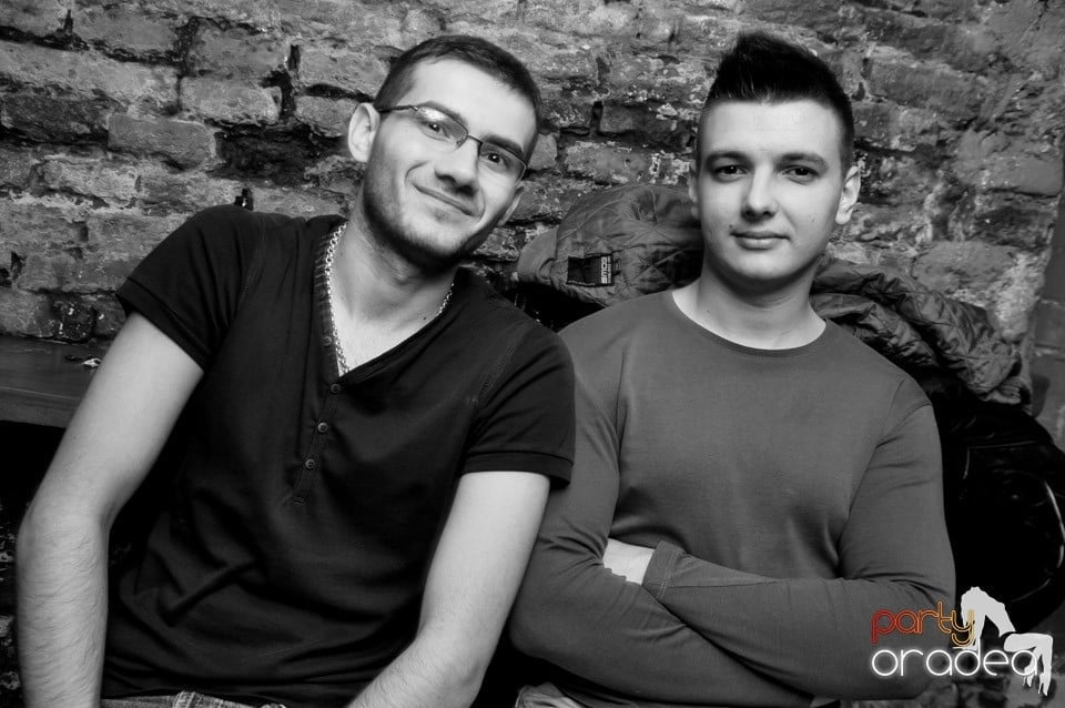 Stalinskaya Party în Club Escape, 