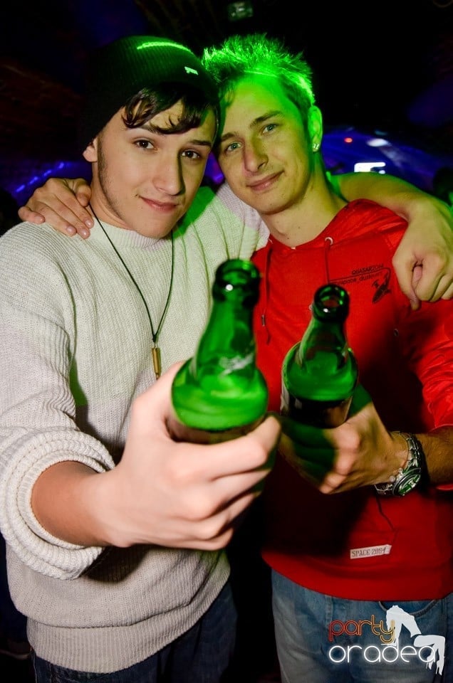 Stalinskaya Party în Club Escape,