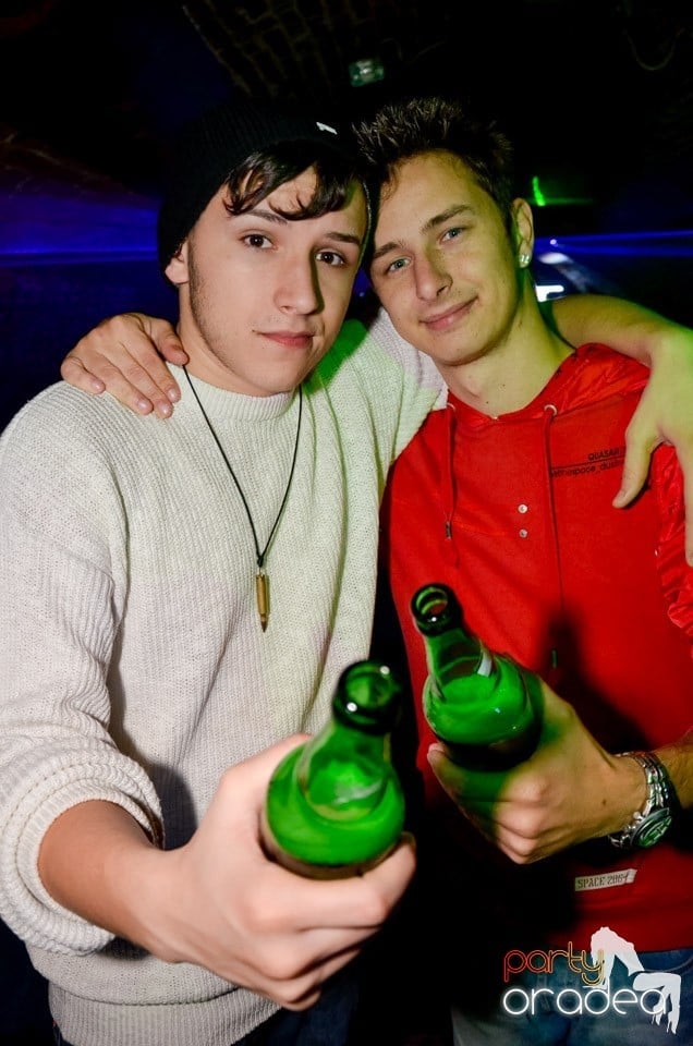 Stalinskaya Party în Club Escape,
