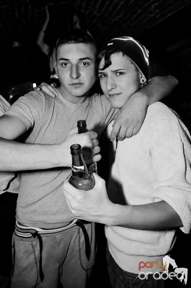Stalinskaya Party în Club Escape,