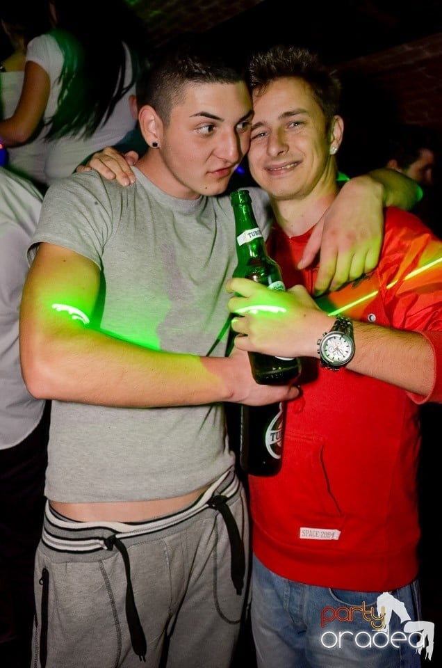 Stalinskaya Party în Club Escape,