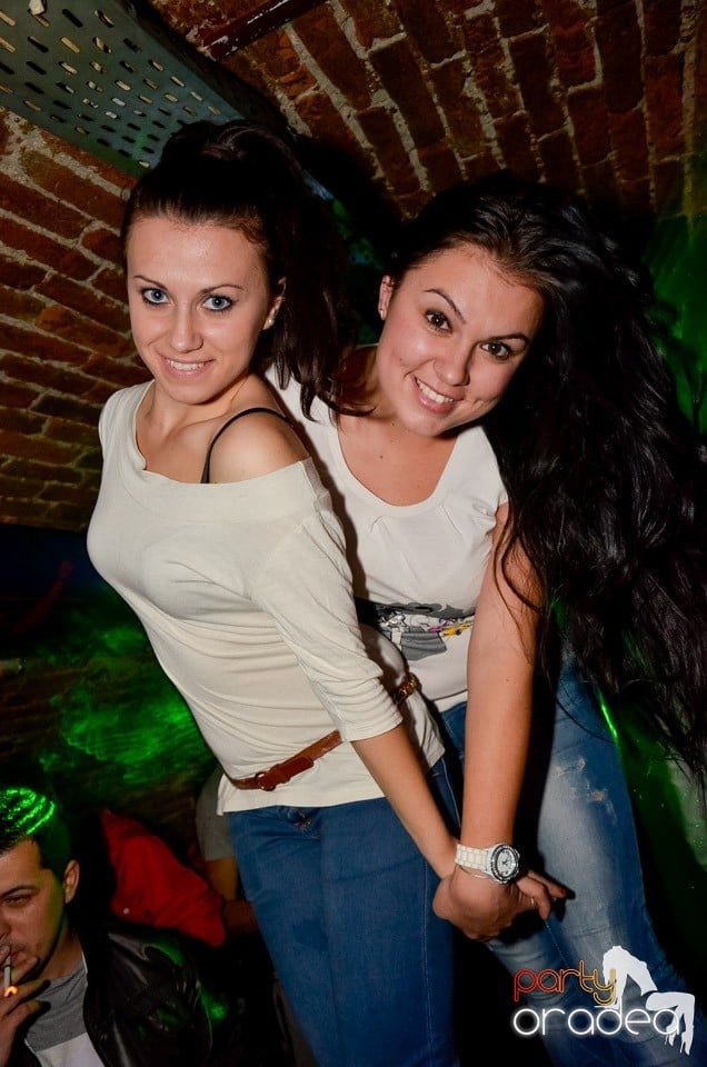 Stalinskaya Party în Club Escape,