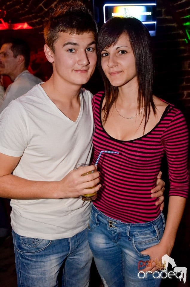 Stalinskaya Party în Club Escape,