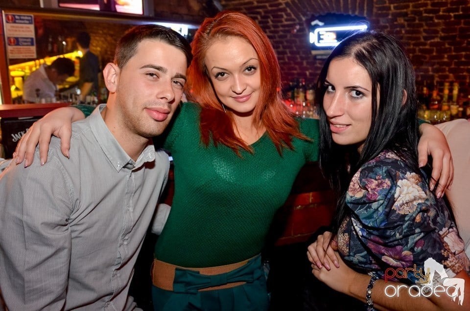 Stalinskaya Party în Club Escape,