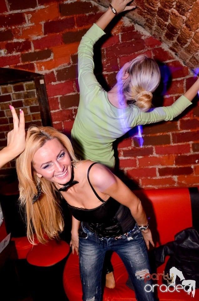 Stalinskaya Party în Club Escape,