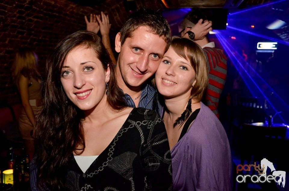 Stalinskaya Party în Club Escape,
