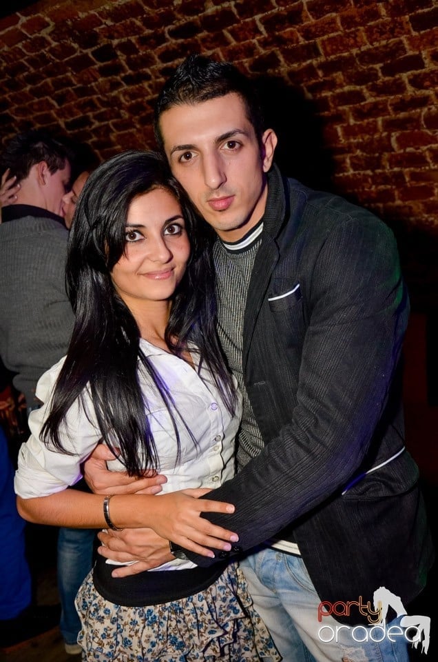 Stalinskaya Party în Club Escape,