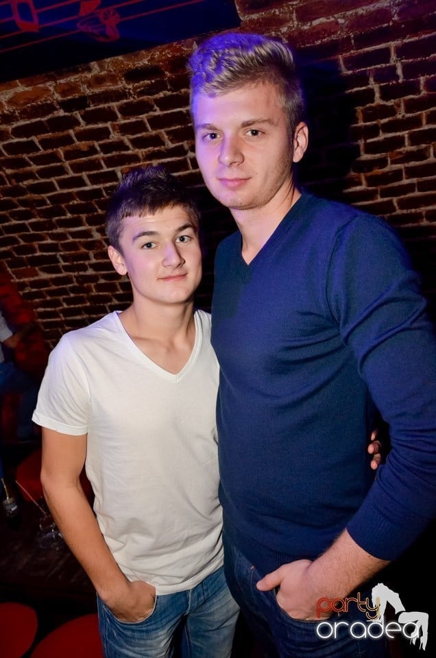 Stalinskaya Party în Club Escape,