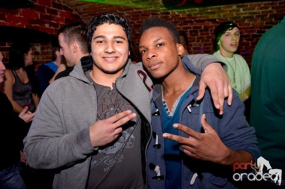 Stalinskaya Party în Club Escape,