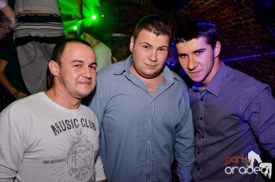Stalinskaya Party în Club Escape,