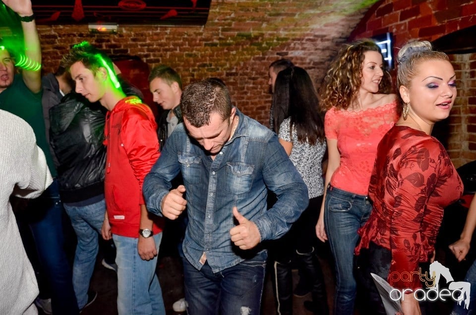 Stalinskaya Party în Club Escape,