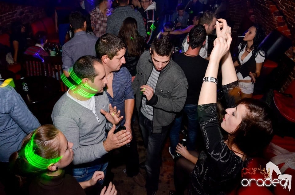 Stalinskaya Party în Club Escape,