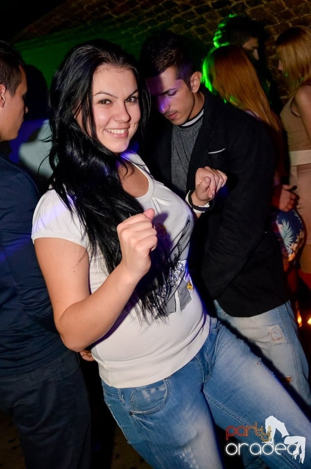 Stalinskaya Party în Club Escape,