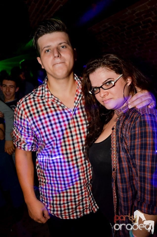 Stalinskaya Party în Club Escape,