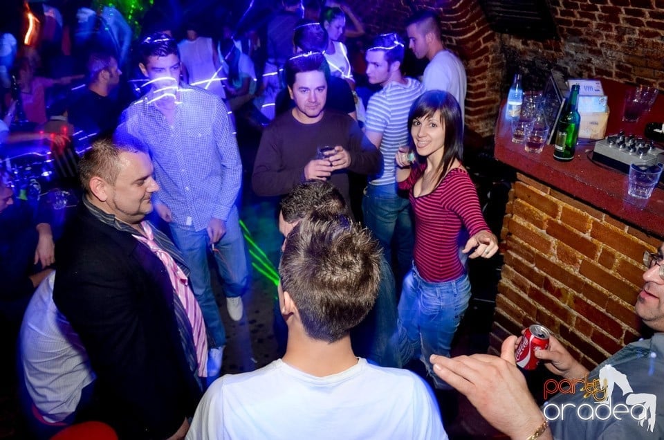 Stalinskaya Party în Club Escape,