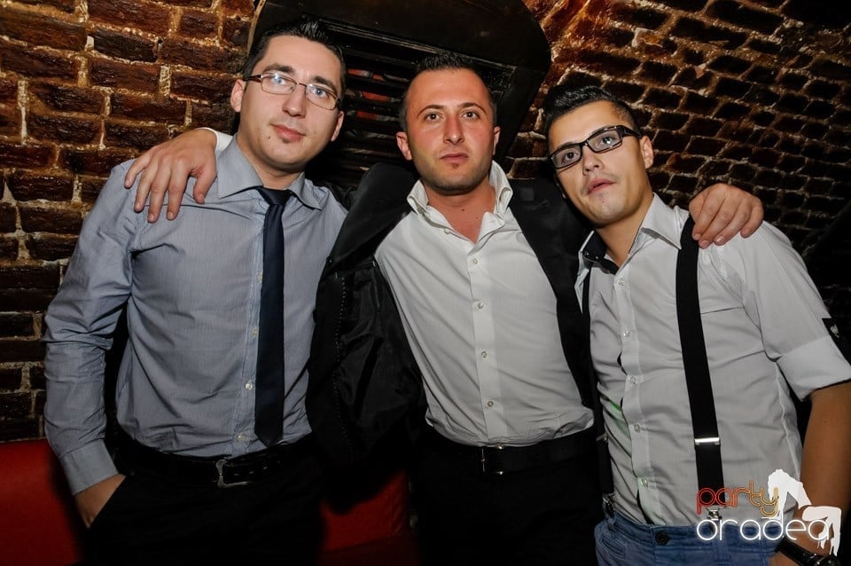 Stalinskaya Party în Club Escape, 