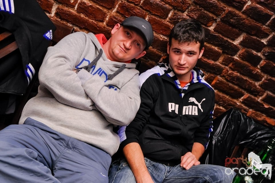 Stalinskaya Party în Club Escape, 