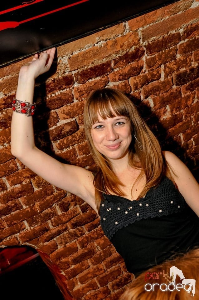 Stalinskaya Party în Club Escape, 