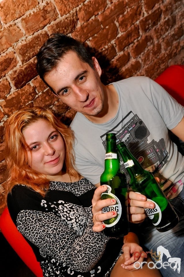 Stalinskaya Party în Club Escape, 