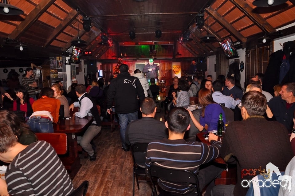 Stand-up Comedy cu Bordea şi Micutzu, Queen's Music Pub