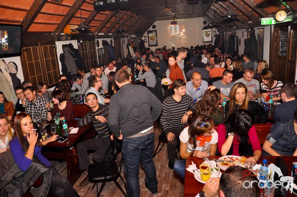 Stand-up Comedy cu Bordea şi Micutzu, Queen's Music Pub