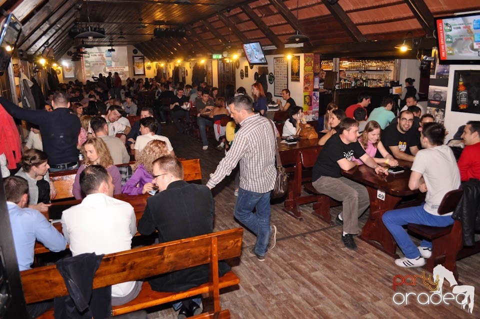 Stand-up comedy cu Bordea şi Sergiu, Queen's Music Pub