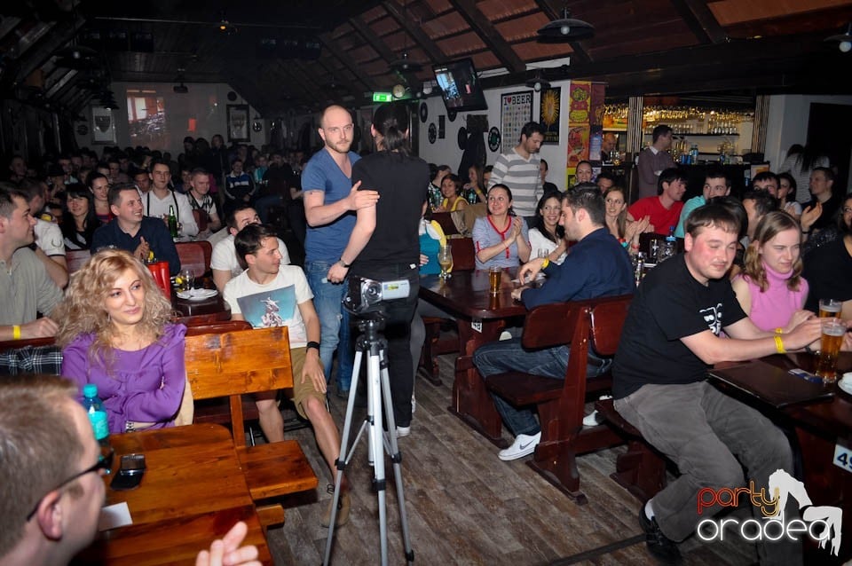 Stand-up comedy cu Bordea şi Sergiu, Queen's Music Pub