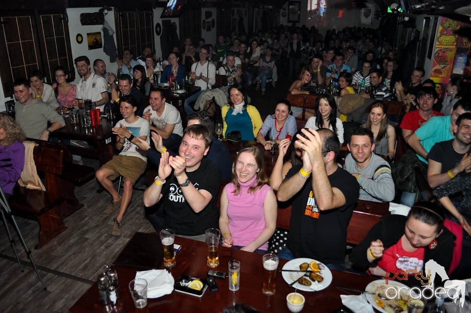 Stand-up comedy cu Bordea şi Sergiu, Queen's Music Pub