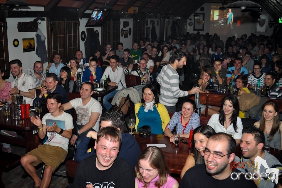 Stand-up comedy cu Bordea şi Sergiu, Queen's Music Pub