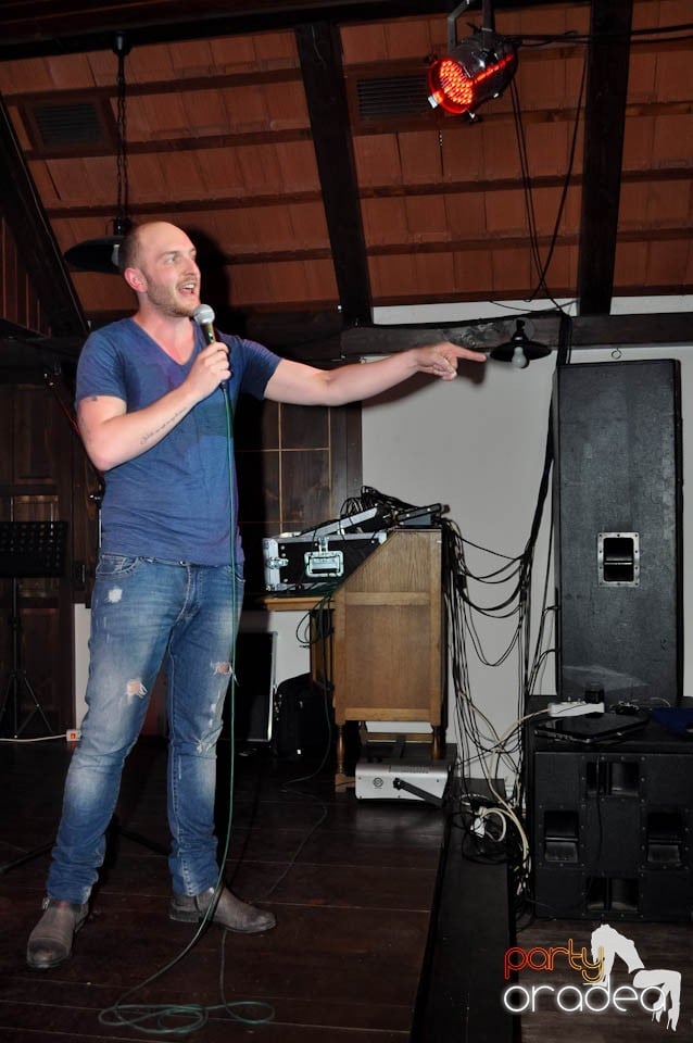 Stand-up comedy cu Bordea şi Sergiu, Queen's Music Pub