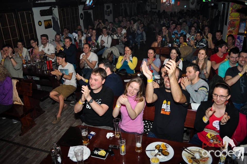 Stand-up comedy cu Bordea şi Sergiu, Queen's Music Pub