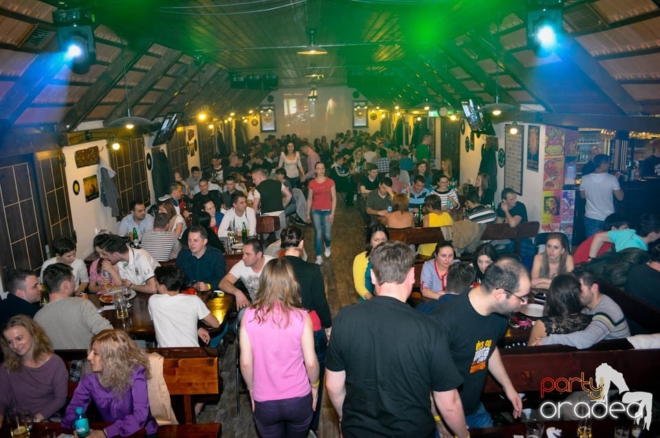 Stand-up comedy cu Bordea şi Sergiu, Queen's Music Pub