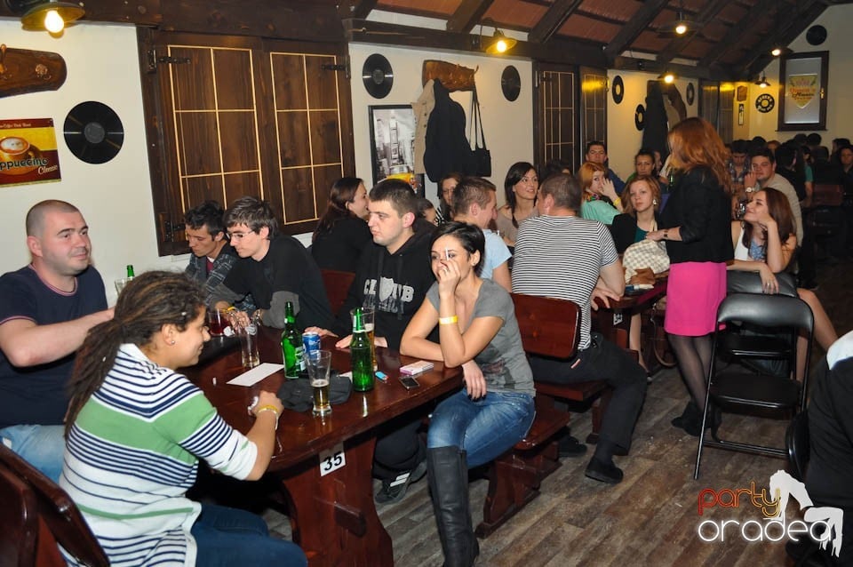 Stand-up comedy cu Bordea şi Sergiu, Queen's Music Pub