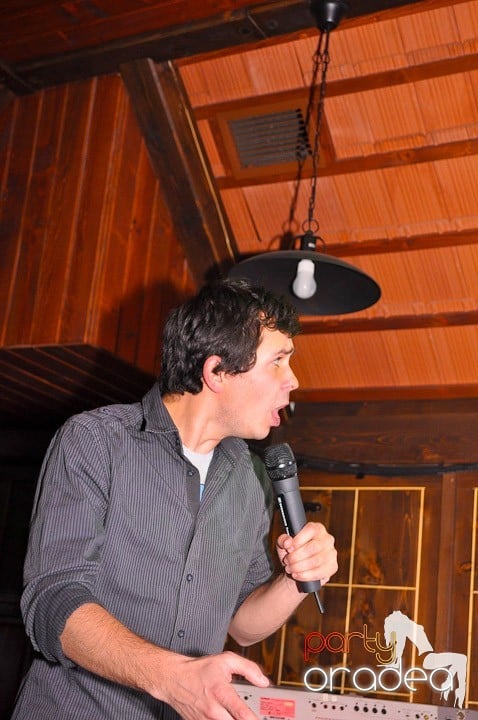 Stand-up Comedy cu Costel şi Sergiu, Queen's Music Pub