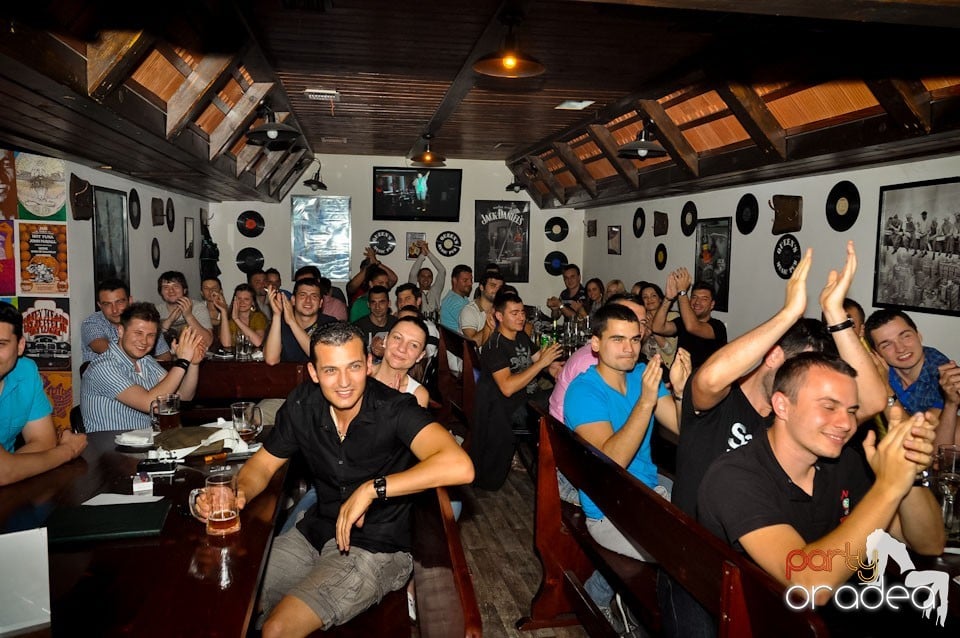 Stand-up comedy cu Micutzu & Natanticu, Queen's Music Pub