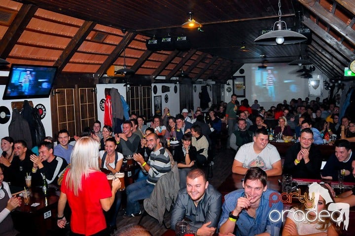 Stand-up Comedy cu Teo, Queen's Music Pub