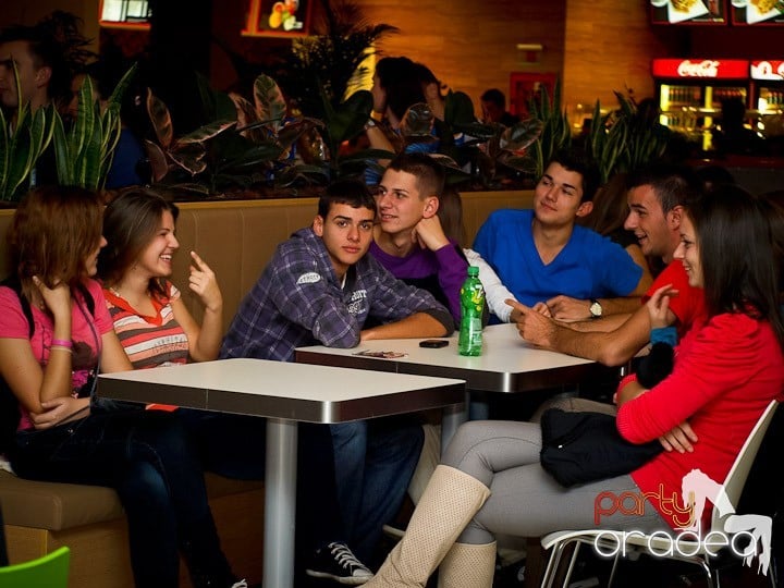 Stand-up comedy cu Tibi Neuronu, Lotus Center
