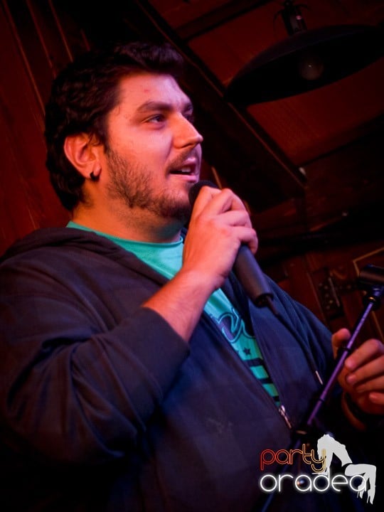 Stand-up Comedy cu Vio şi Micutzu, Queen's Music Pub