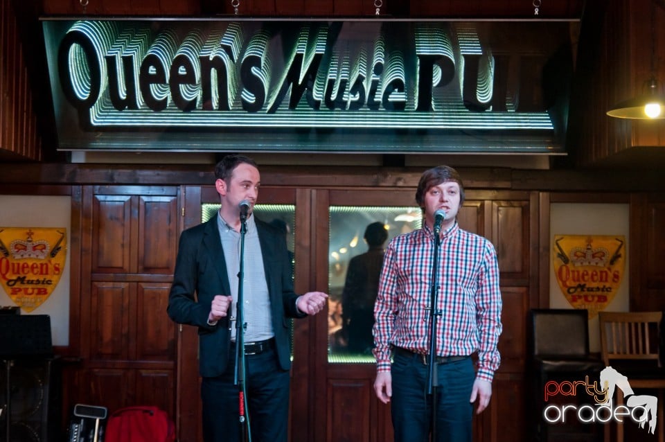 Stand-up comedy cu, Queen's Music Pub