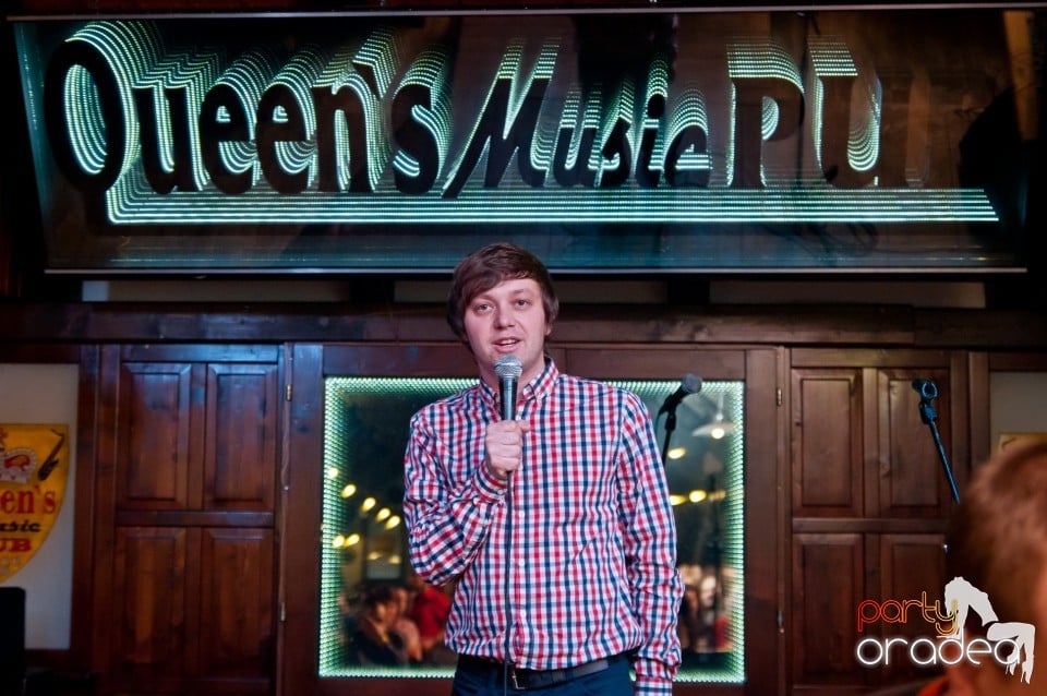 Stand-up comedy cu, Queen's Music Pub