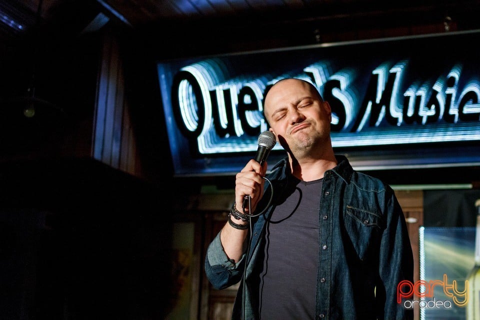 Stand Up Comedy în Queen's Music Pub, Queen's Music Pub