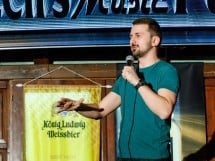 Stand Up Comedy în Queen's Music Pub