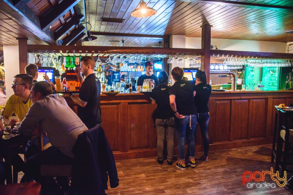 Stand-up Comedy - Mincu & Maria Popovici, Queen's Music Pub