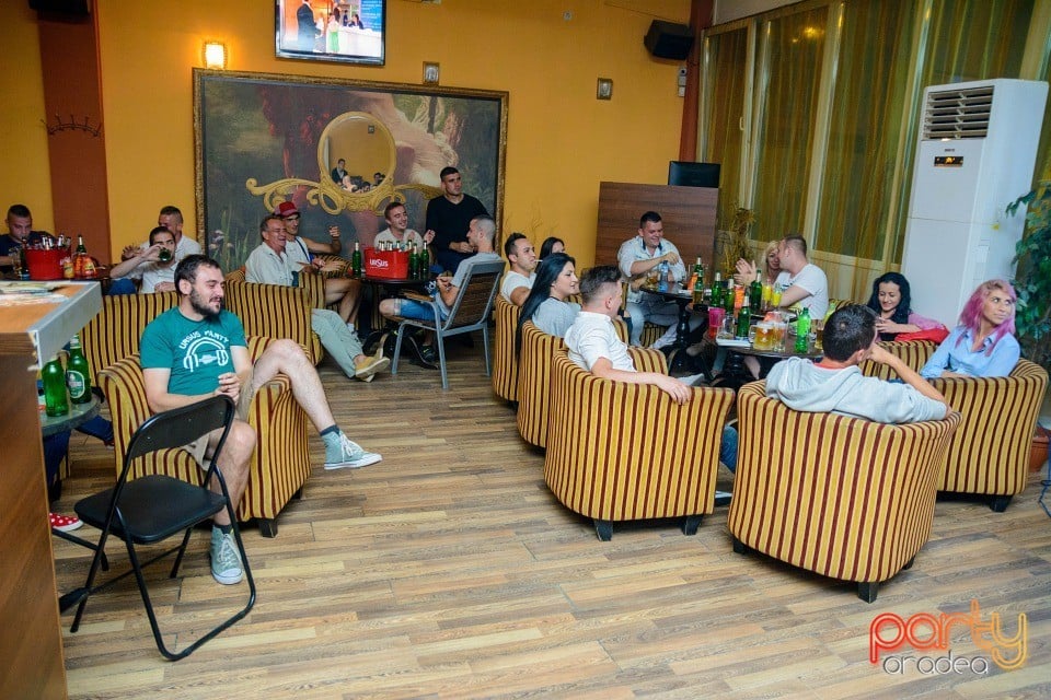 Stand-up Comedy Party la Senza Caffe, 