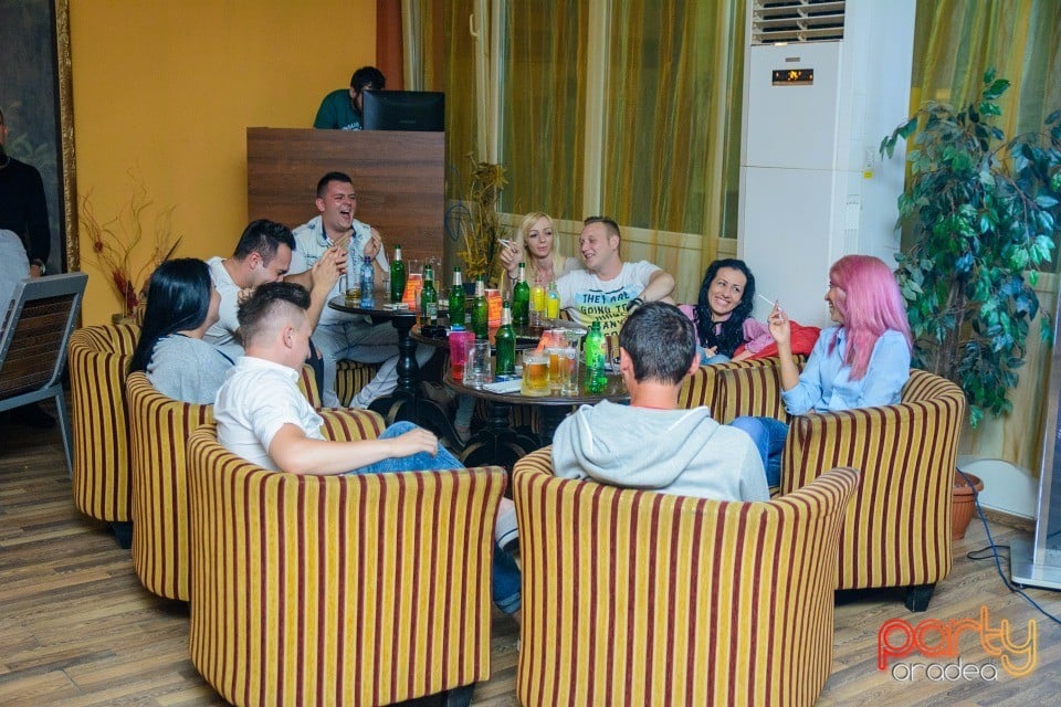 Stand-up Comedy Party la Senza Caffe, 