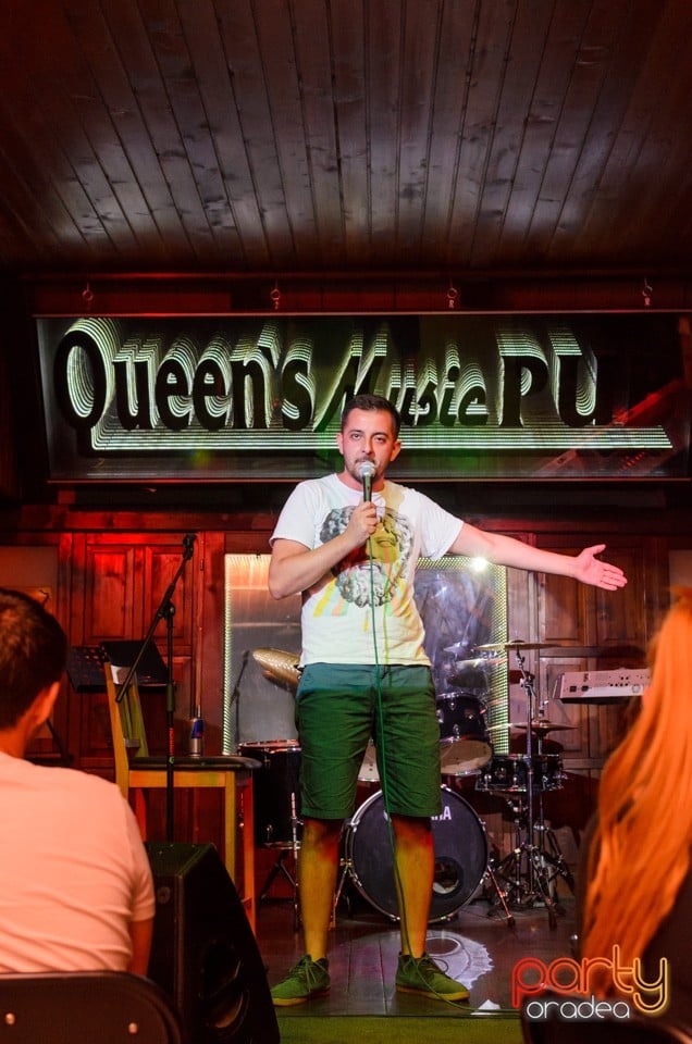 Stand up comedy, Queen's Music Pub