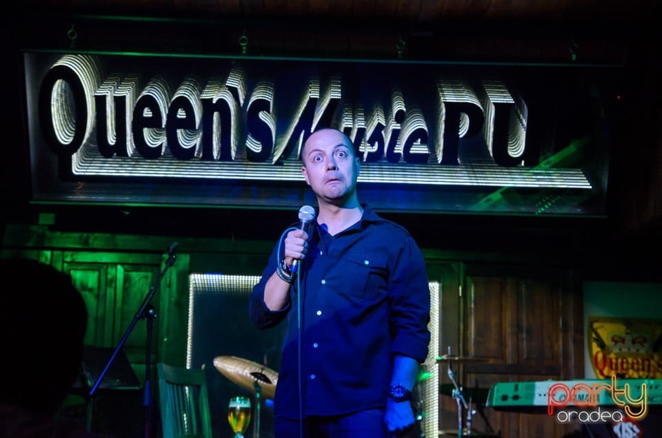 Stand up comedy, Queen's Music Pub