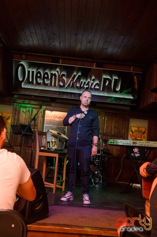 Stand up comedy, Queen's Music Pub